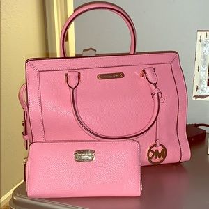 Michael Kors Purse & Wallet